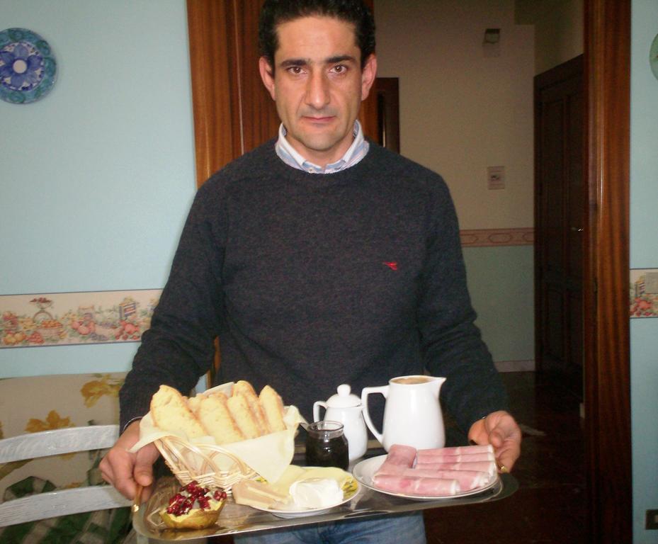 Ai Tre Parchi Bed And Bike Bed and Breakfast Randazzo Εξωτερικό φωτογραφία