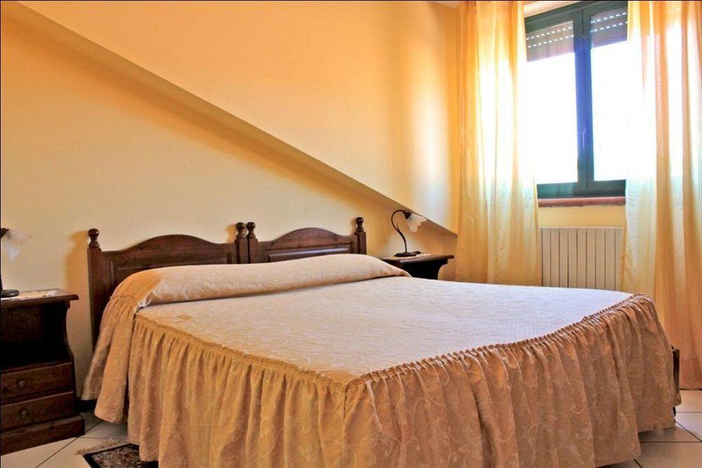 Ai Tre Parchi Bed And Bike Bed and Breakfast Randazzo Εξωτερικό φωτογραφία