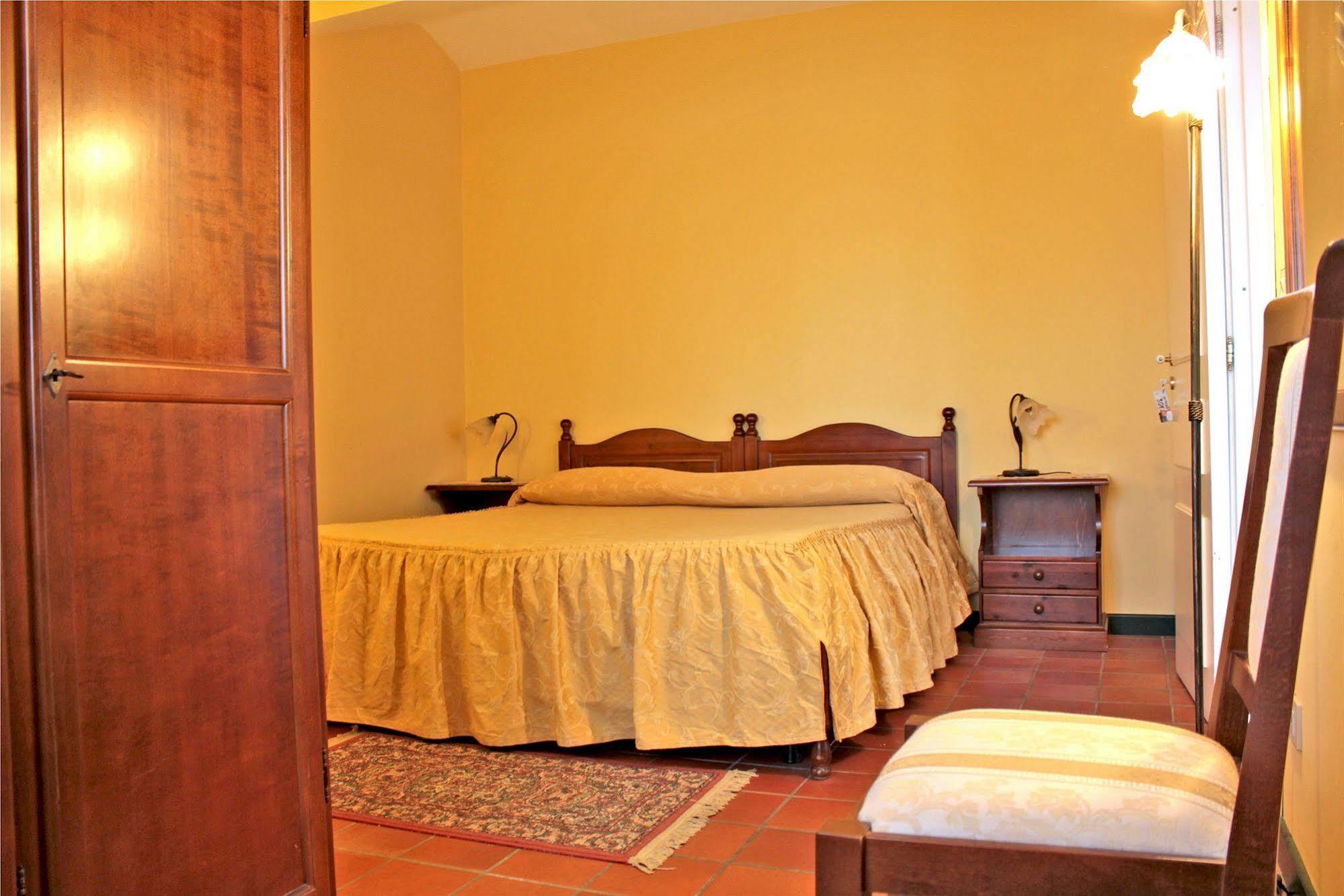 Ai Tre Parchi Bed And Bike Bed and Breakfast Randazzo Εξωτερικό φωτογραφία